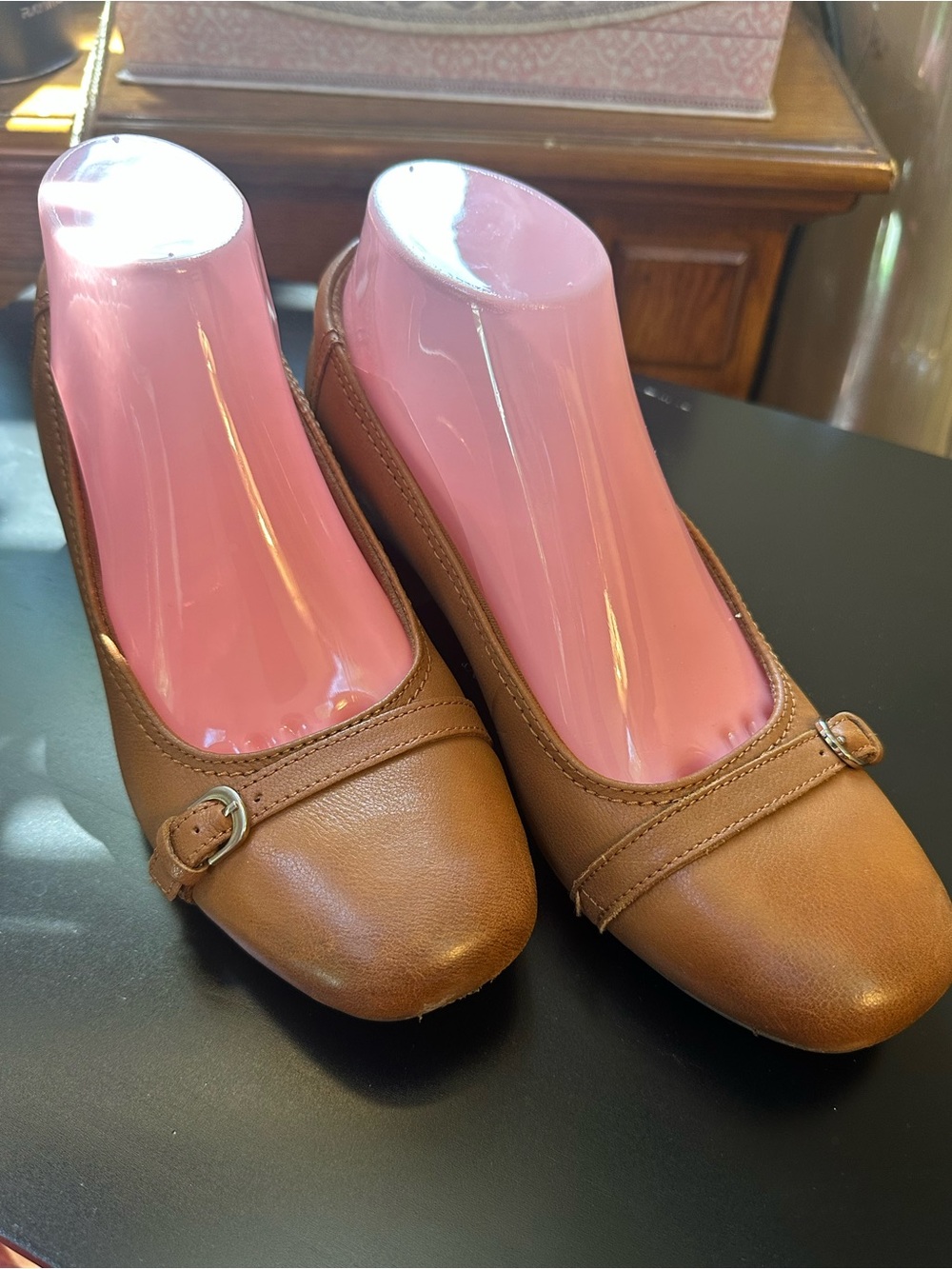 Clarks Marilyn Nora Tan Leather Block Heel Pumps Size 7.5 M - Picture 3 of 12